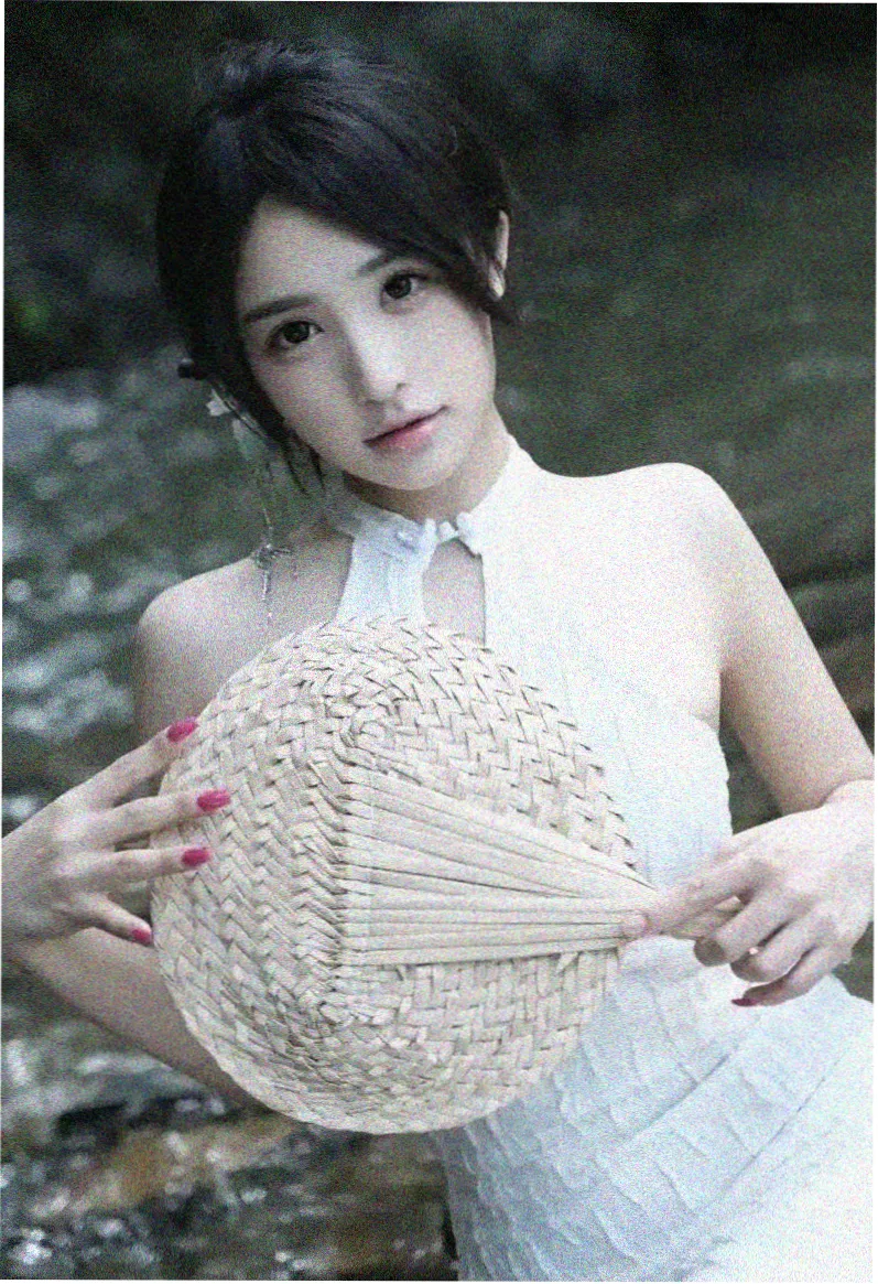 表妹韩剧热播《黑暗荣耀》剧照